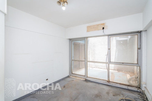Venta Edificio En Block Paraguay 1300