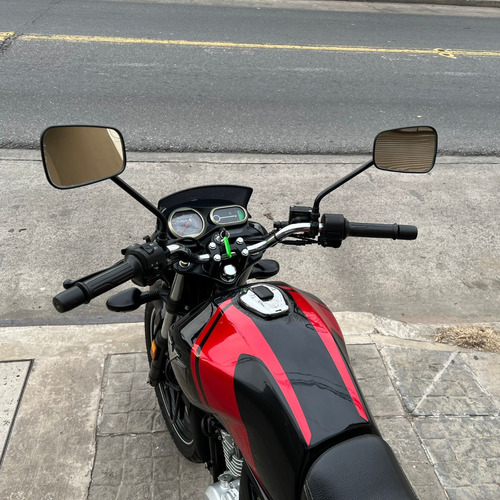 Bajaj V15