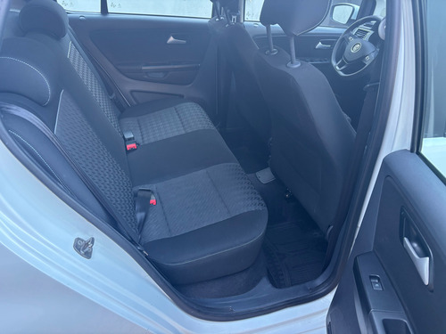 Volkswagen Fox 1.6 Highline