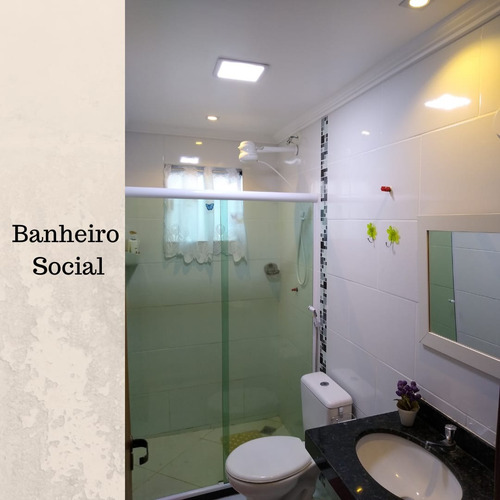 Apartamento 02 Qts Com Suíte E Quintal!