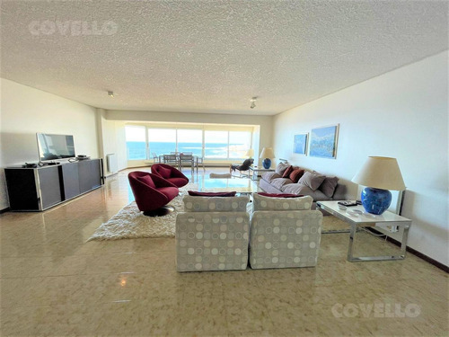 Imagen 3 de 30 de Excelente Unidad De 4 Dormitorios En Suite, Primera Fila Al Mar En Playa Brava - Punta Del Este