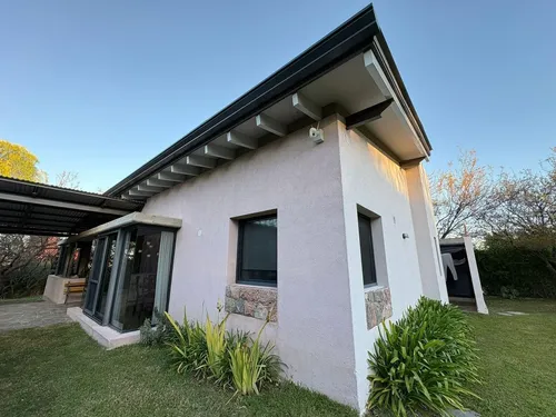 Venta Casa Mendiolaza Con Cochera - foto 1