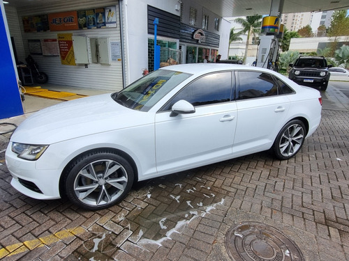Audi A4 2.0 Tfsi Attraction S-tronic 4p