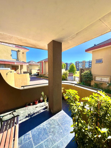 Arriendo Casa En Lomas De San Sebastian 5d-5b-2b