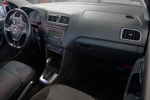 Imagen 12 de 15 de Volkswagen Polo 1.6 Comfortline Tiptronic