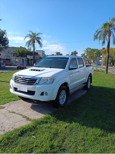 Toyota Hilux 3.0 Cd Srv Cuero I 171cv 4x4 - E4