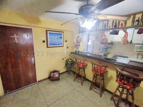Apartamento En Venta En Parroquia Altagracia