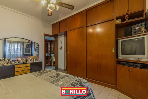 Imagen 13 de 30 de Casa 4 Ambientes Venta Villa Pueyrredón