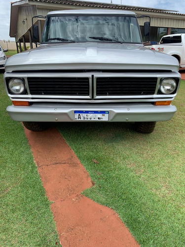 Ford F1000 1983 C. Dupla