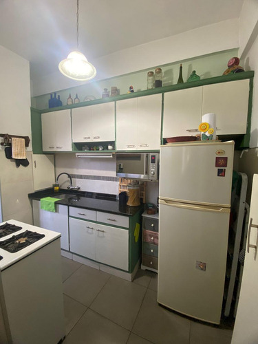 Venta De Apartamento 2 Dormitorios En El Centro