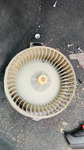 Ventilador Defroster Sirocco Dodge Journey 09-18 Y2727005011 (Usado)