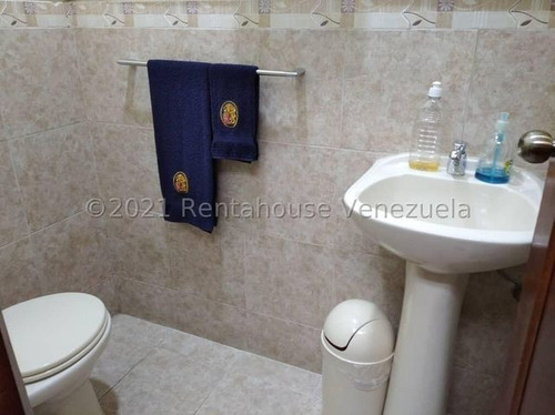 Imagen 5 de 13 de Local Comercial En Alquiler #23-8715 Yubelys Martínez 04242763692 Rent-a-house