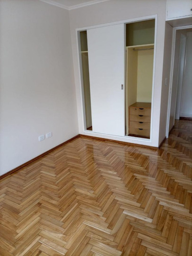 Imagen 10 de 14 de Venta. Departamento 2 Dormitorios Con Balcón.