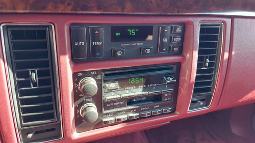 Cadillac Fleetwood Brougham