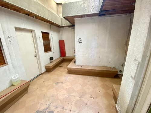 Imagen 7 de 20 de Ph - 4 Ambientes En Planta Baja En Zona Residencial De Devoto C/patio, Jardin, Quincho Y Parrilla
