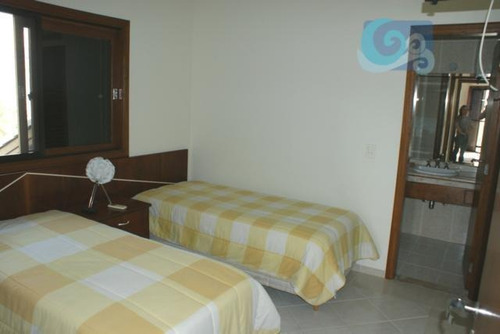 Imagem 20 de 27 de Casa No Condomínio Jardim Acapulco - Guarujá - Ca0936