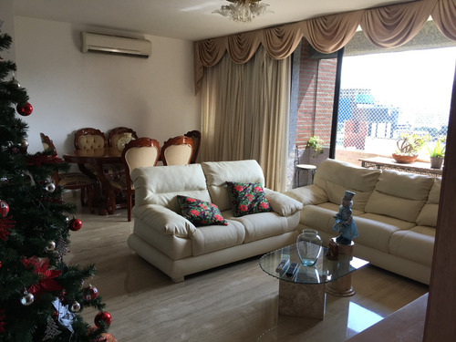 Imagen 1 de 12 de Alquilo Apto 150mt2 3h+s/2b+s/2p El Rosal 3674