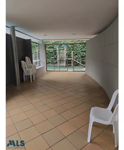 Apartamento En Excelente Ubicación.(mls#254231)