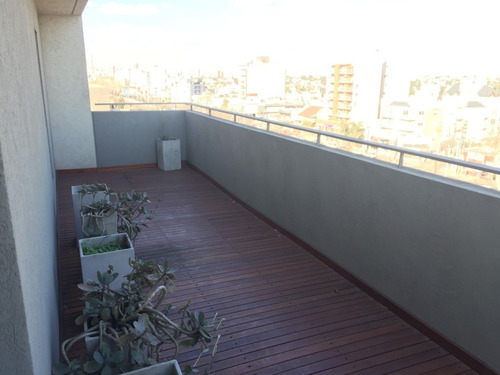 Imagen 10 de 12 de Depto 2 Amb - Cochera Y Patio // 2da Riv. 15.775