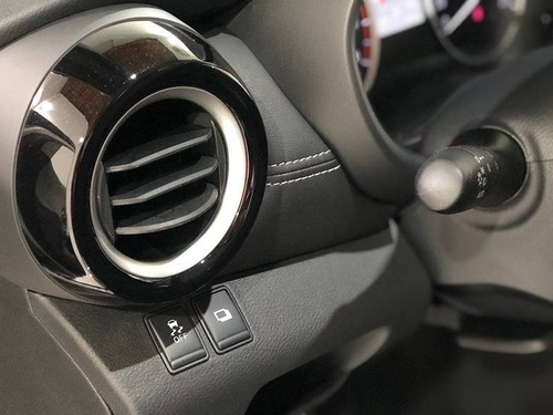 Nissan Kicks 1.6 16v Flexstart Sv 4p Xtronic