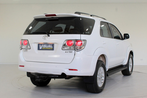 Imagem 4 de 16 de Toyota Hilux Sw4 2.7 Sr Flex Automático - 2015 - Branco