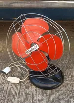 Comprar Antiguo Ventilador De Mesa Chico Winfield Ind.arg. Funciona