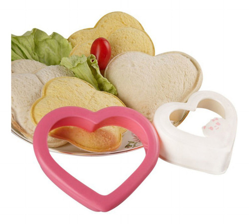 Molde Para Hacer Sándwiches Y Pan Con Forma De Corazón Calie