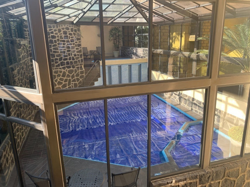 Imagen 20 de 27 de Cómodo Departamento A La Venta En Pórticos