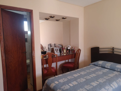 Imagen 15 de 21 de Chalet 4 Amb + Escritorio Cochera. Fondo Libre