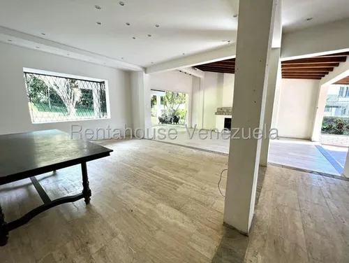 Casas En Venta Mls #25-19468