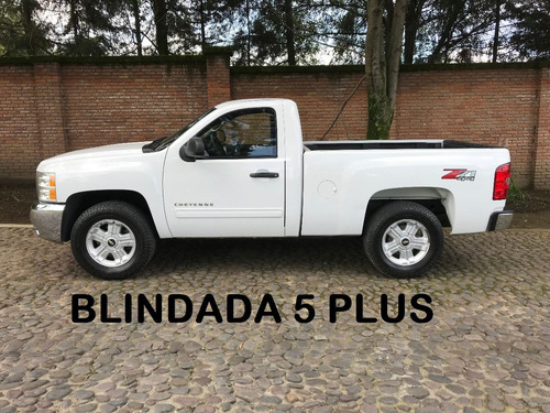 Imagen 11 de 15 de Cheyenne Z71 Regular 4x4 V8 Blindada 5 Plus 2013