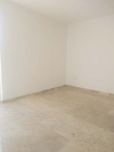 Imagen 6 de 12 de Venta De Hermosa Casa En Lomas De Angelopolis Iii