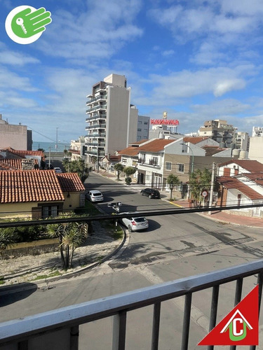 Imagen 4 de 12 de Vea Video - Perla Norte - Una Cuadra Del Mar