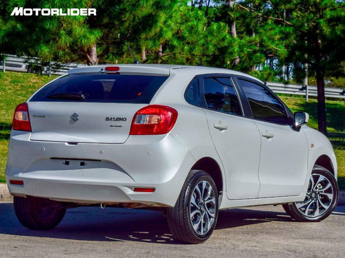 Imagen 5 de 25 de Suzuki Baleno Gl 1.4 Extra Full | Permuta / Financia