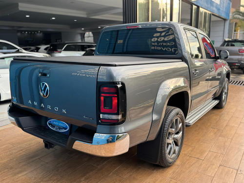 Volkswagen Amarok 3.0 Highline Cab. Dupla V6 4x4 Aut. 4p