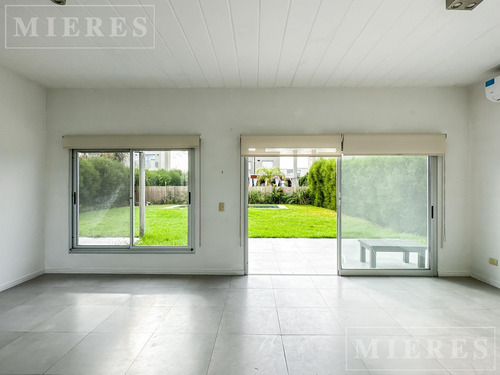 Casa En Venta En Lote Interno En Los Alisos, Nordelta