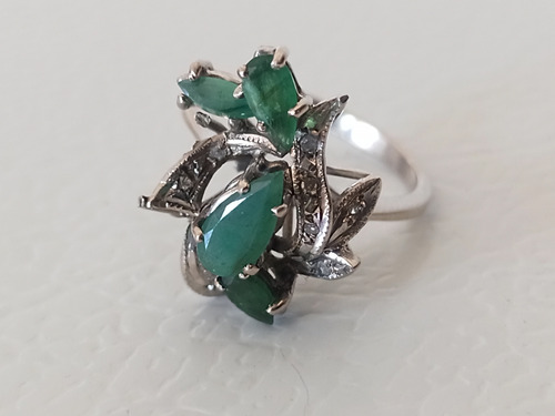 Anillo Plata Paladio 4 Esmeraldas Y Diamantitos Plateado (Usado)