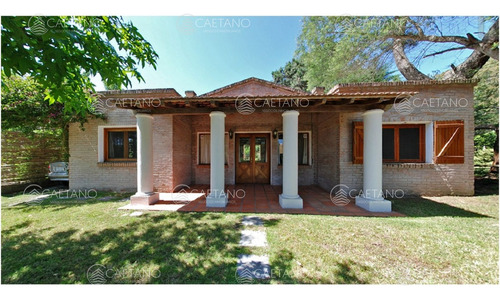 Casa De 2 Dormitorios En Alquiler En Rincon Del Indio, Punta Del Este