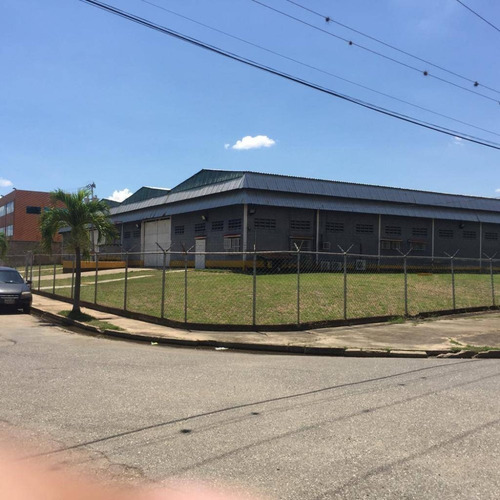 Imagen 1 de 14 de Galpon En Alquiler Zona Industrial Castillito