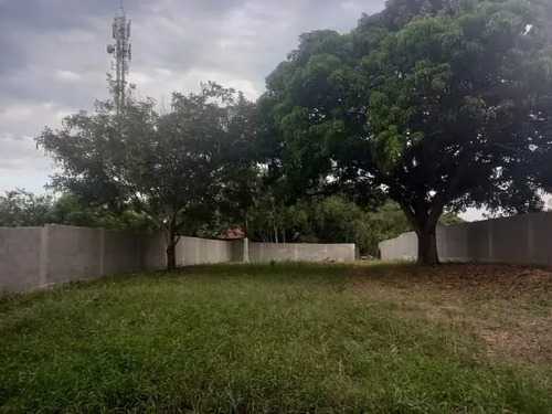 Terreno Murado E Gramado Com 900m² Em Vilatur Em Saquarema