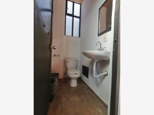 Imagen 6 de 11 de Local Comercial En Renta Bonita Área De Trabajo, 80 M2 En Calle Moctezuma, Centro