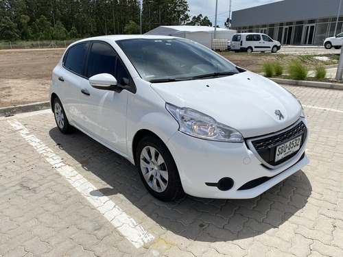 Peugeot 208 Access 1.0 2014
