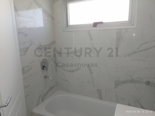 Imagen 14 de 19 de Depto 4 Amb. Frente, Balcon Corrido, Categoria, Full Amenities