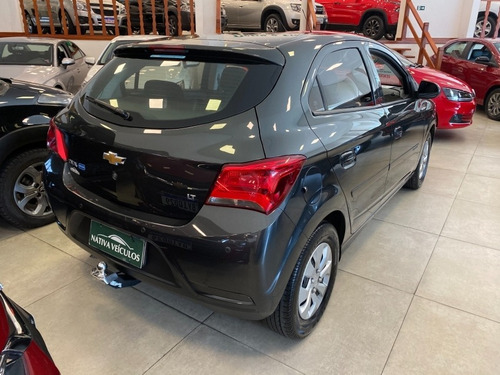 Imagem 4 de 11 de Chevrolet Onix Lt 1.0 Mt
