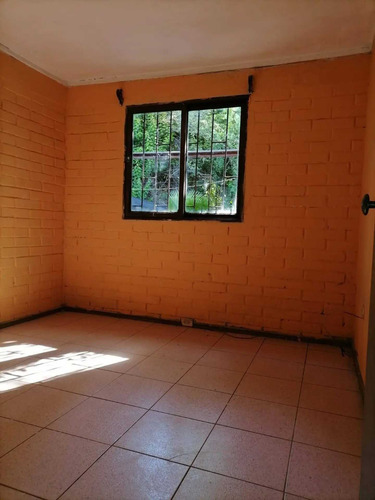 Vendo Casa En Puente Alto Ejército Libertador (99818)