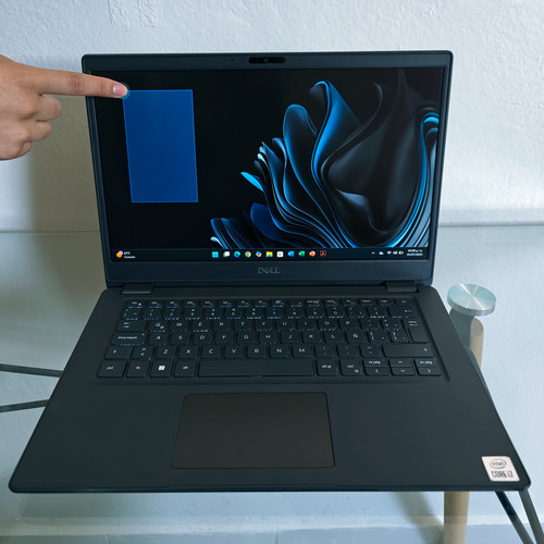 Latitude 3410 Touch/ Full-hd/ Core I7(10th)/ 32gb-ram/ 512gb Gris (Usado)