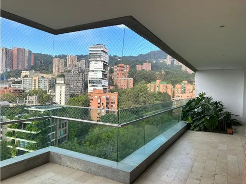 Apartamento En El Poblado Sector Las Lomas