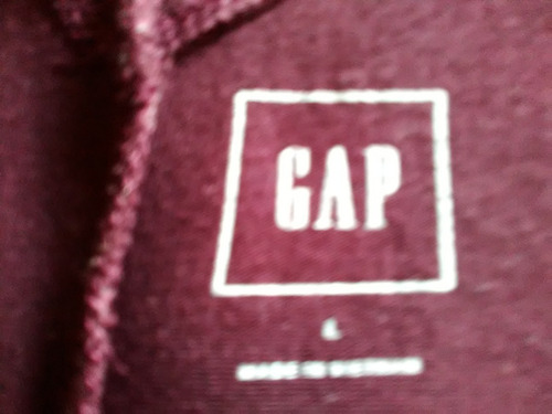 Remera Gap, Talle L, Muy Buen Estado Importada.