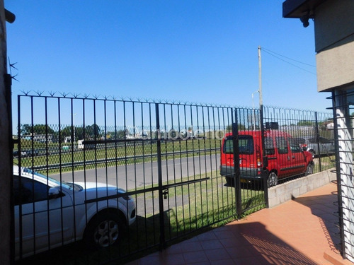 Imagen 28 de 30 de Oficina En Venta Sobre Colectora Acceso Oeste - Moreno