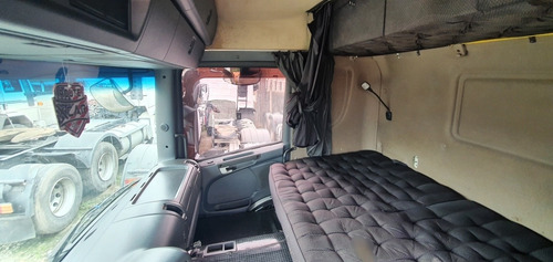 Imagem 6 de 8 de Scania P360 6x2 Opticruiser